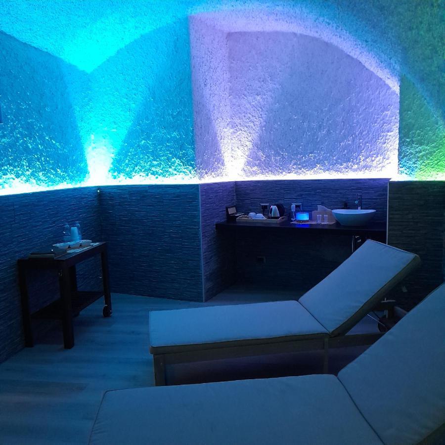 Bike Touring Gardone Riviera&wellness Hotel 3*